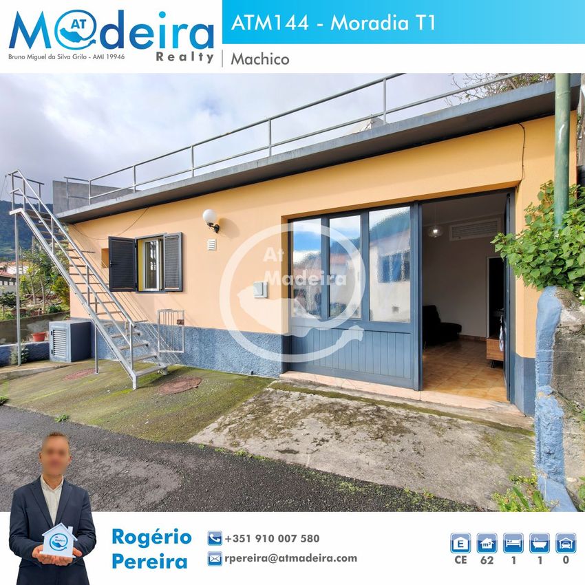小楼房或独栋别墅出售在Estrada da Ribeira Seca, 310