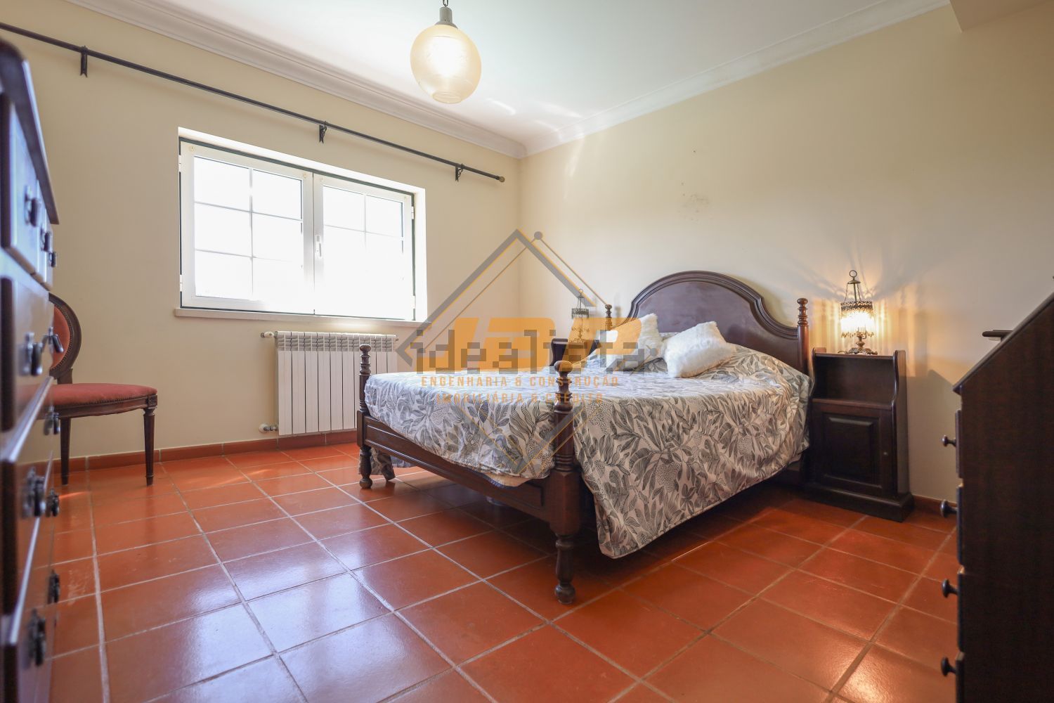 小楼房或独栋别墅出售在Rua João Villaret - 卧室