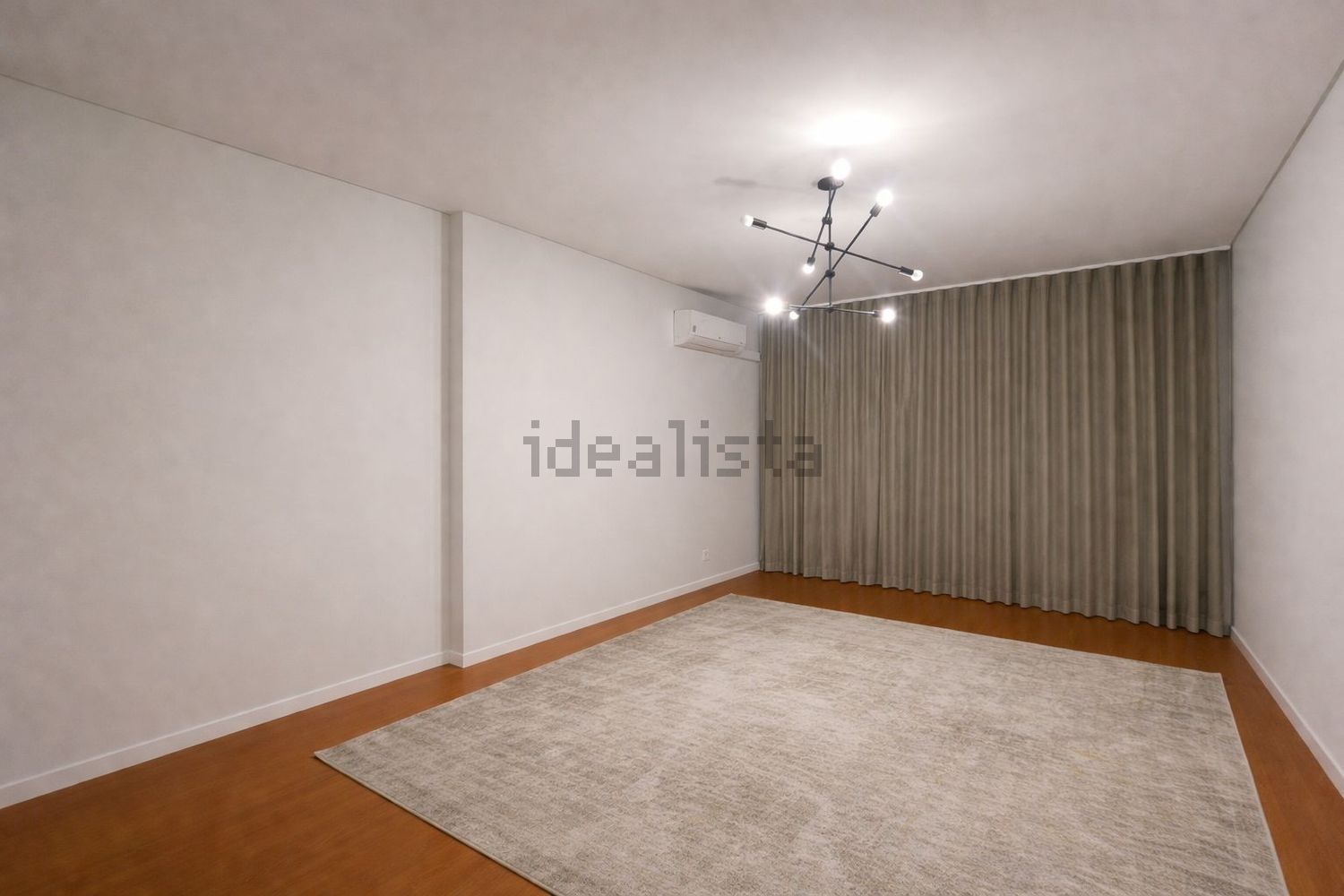 公寓 t3出售在Avenida do Entroncamento, 13 - 居住