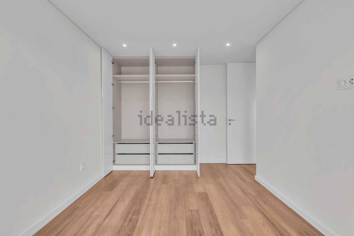 公寓 t3出售在Rua Bernardino da Silva - 试衣间
