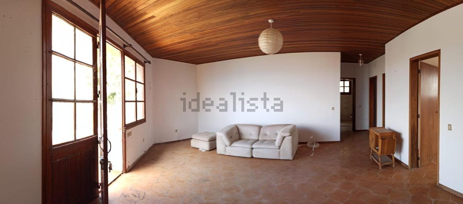 小楼房或独栋别墅出售在Estrada Carlos Pestana Vasconcelos - 客厅