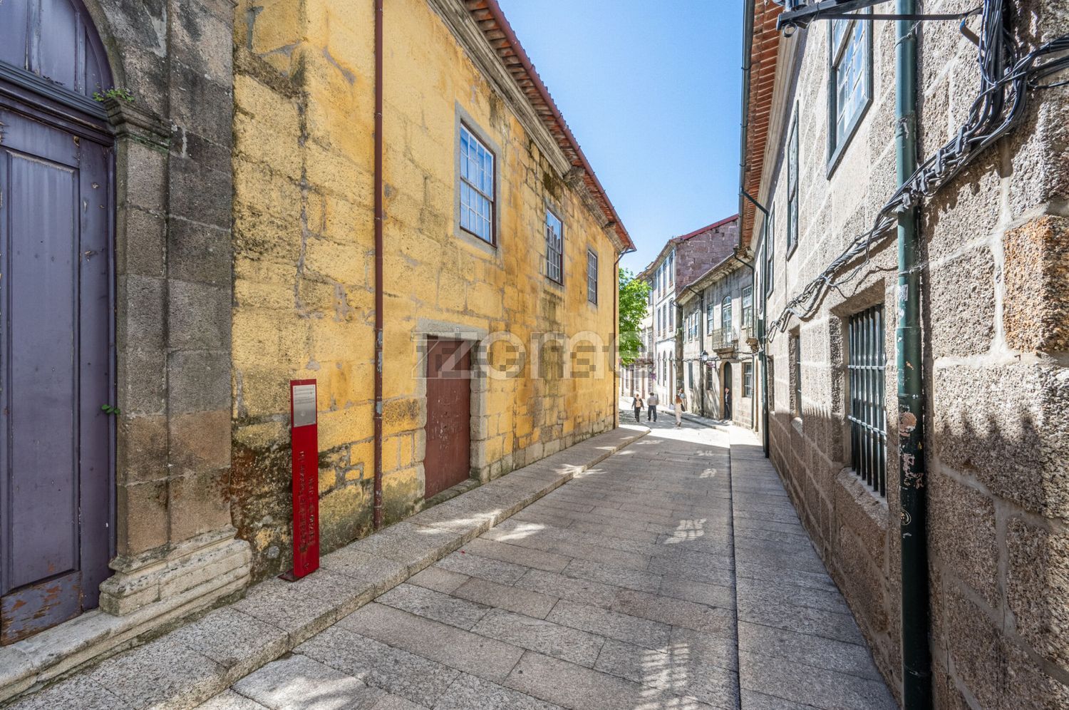 小楼房或独栋别墅出售在Rua de Santa Maria, 58 - 外立面