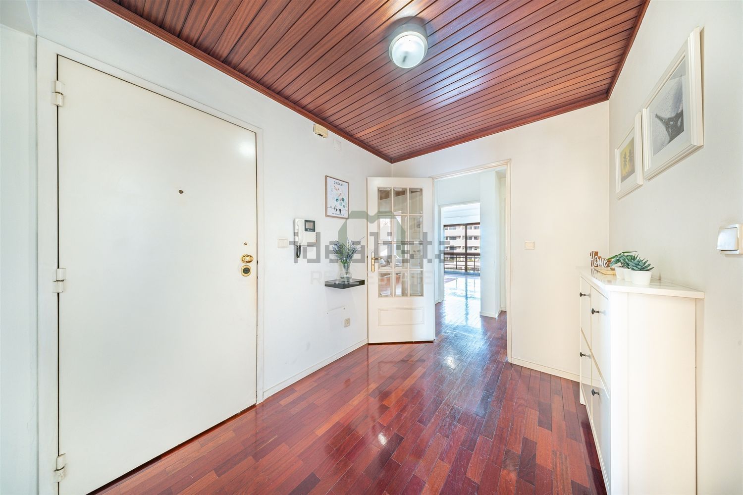 公寓 t3出售在Rua Arquitecto Borges Vinagre, 282 - 过道