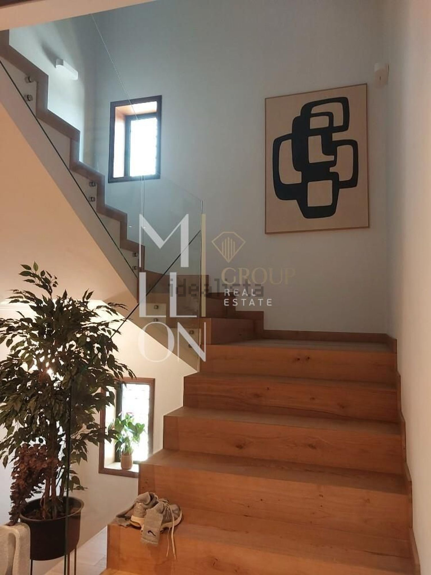 小楼房或独栋别墅出售在Rua Marques Zina s/n - 详情