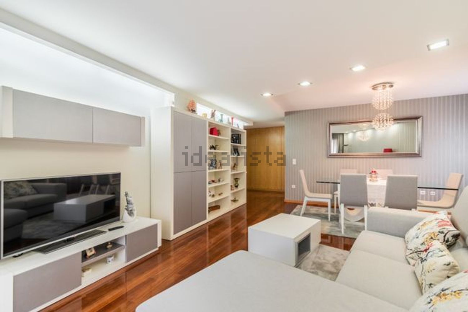 公寓 t2出售在Rua Olivença, 74 - 客厅