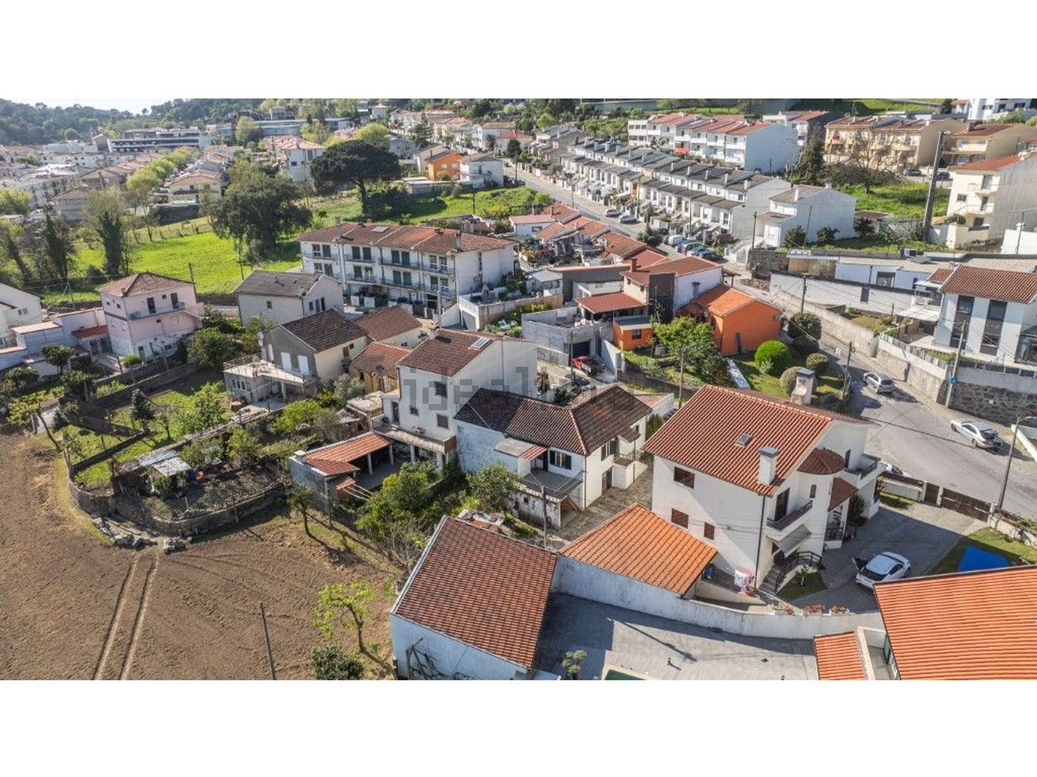 小楼房或独栋别墅出售在Rua da Lage - 照片