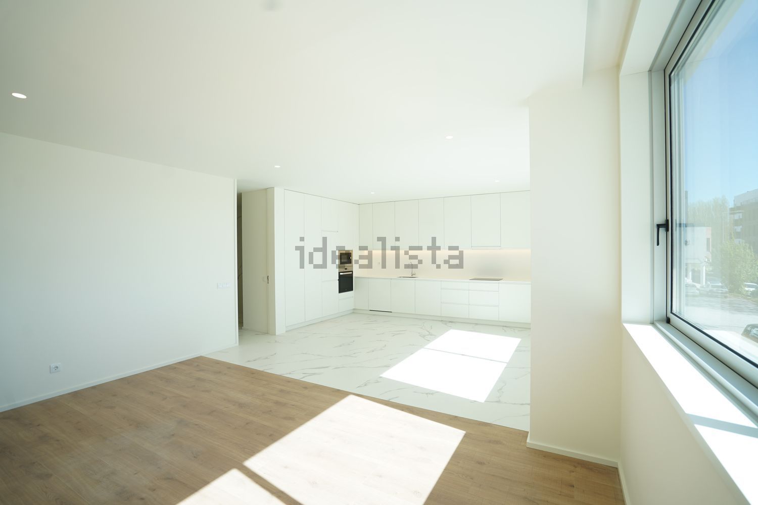 公寓 t3出售在Avenida Doutor Leonardo Coimbra, 99 - 居住