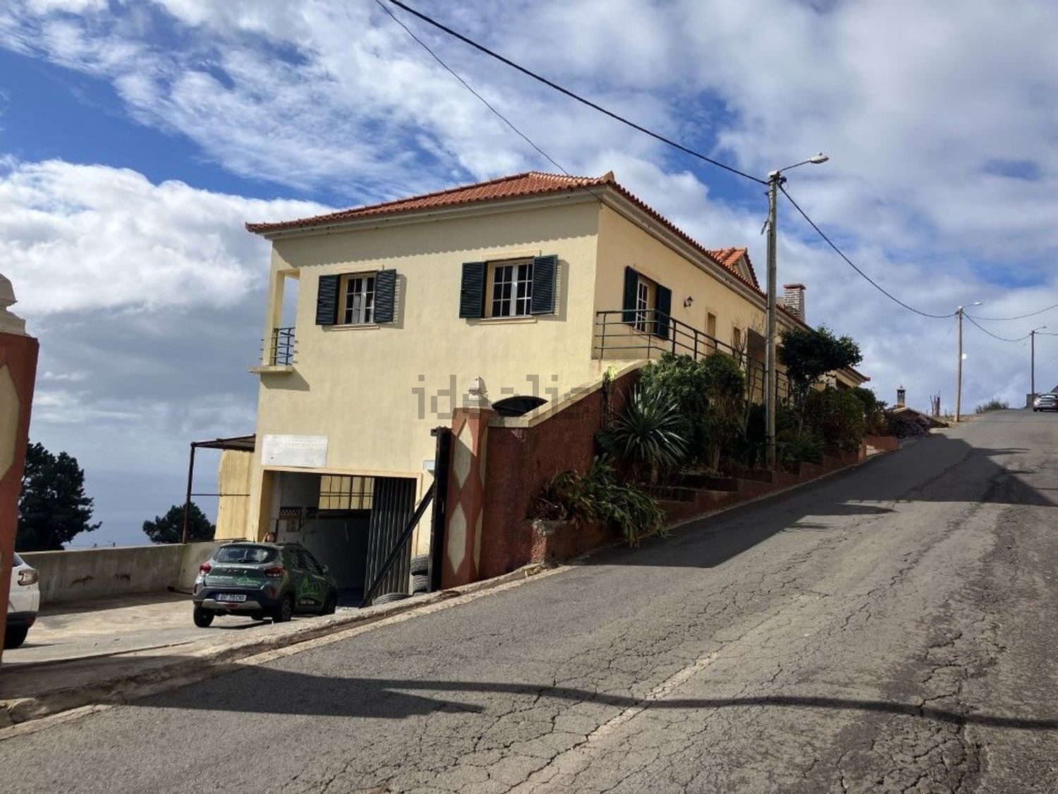 小楼房或独栋别墅出售在Estrada do Livramento - Levada do Poiso - 外立面