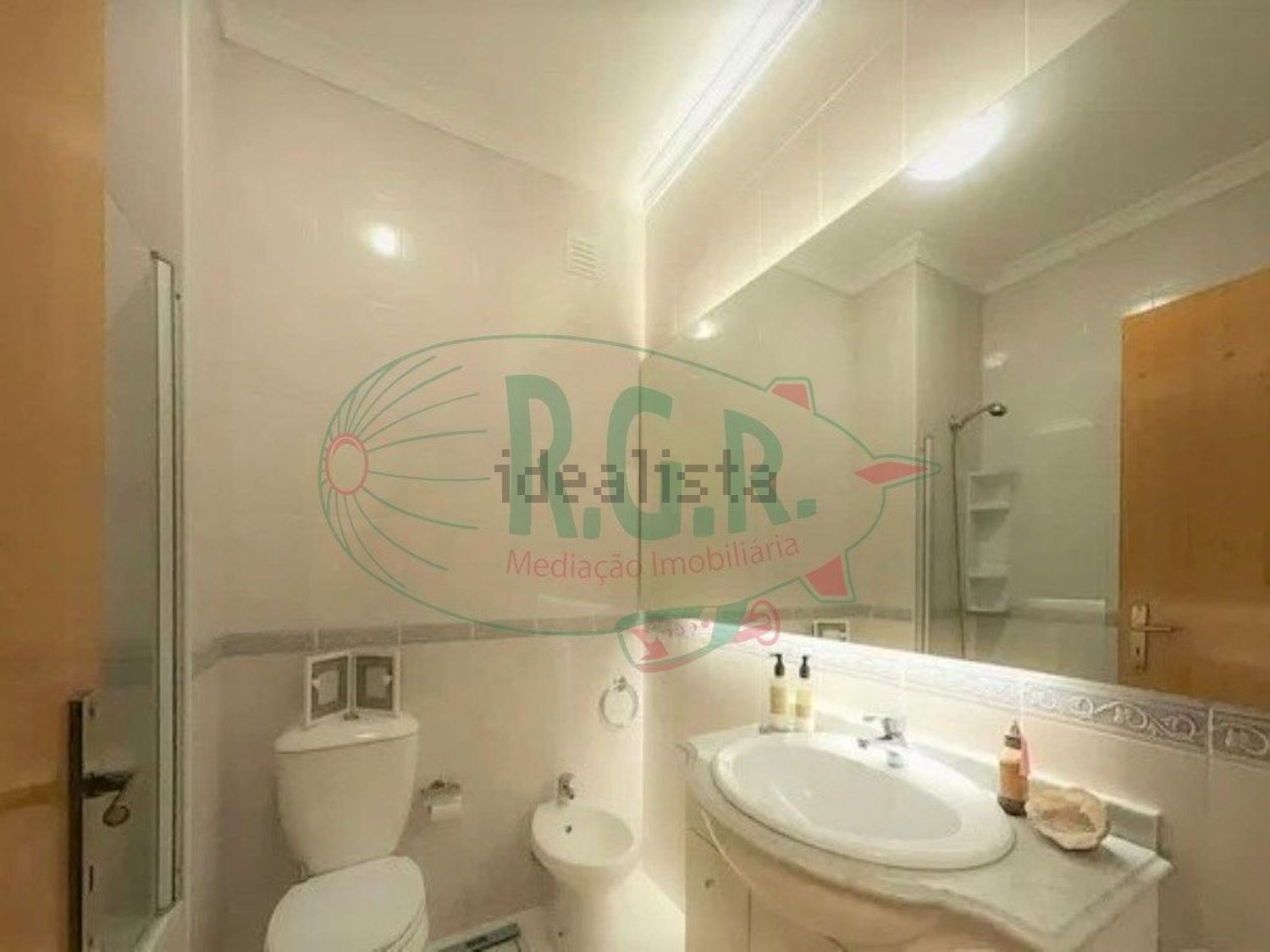 出租公寓 t2在 Centro de Fânzeres - 卫生间