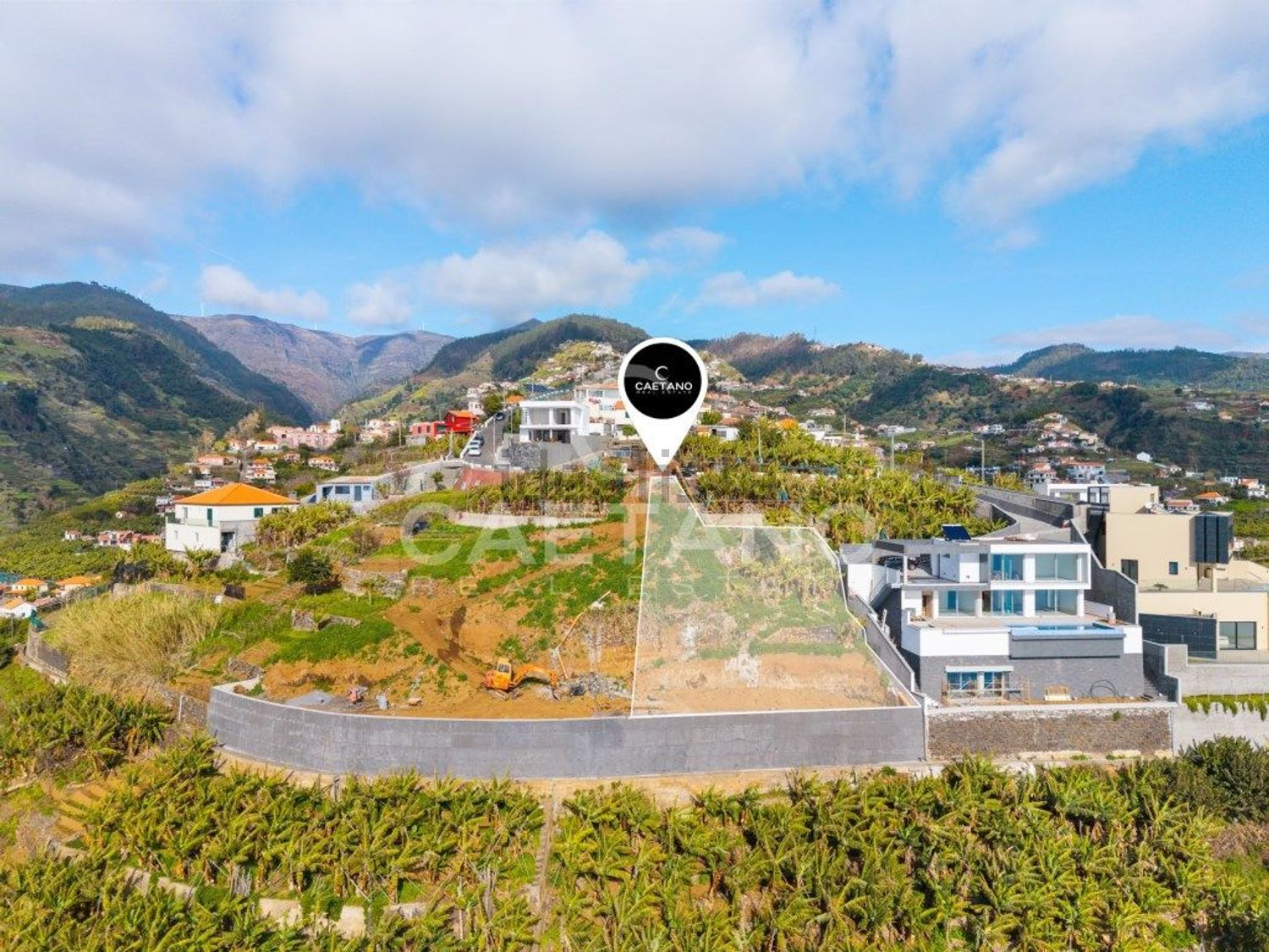 小楼房或独栋别墅出售在Caminho do Pico da Amendoeira - 视线