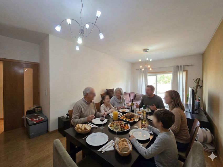 公寓 t2出售在Rua Professora Maria dos Anjos e Santos