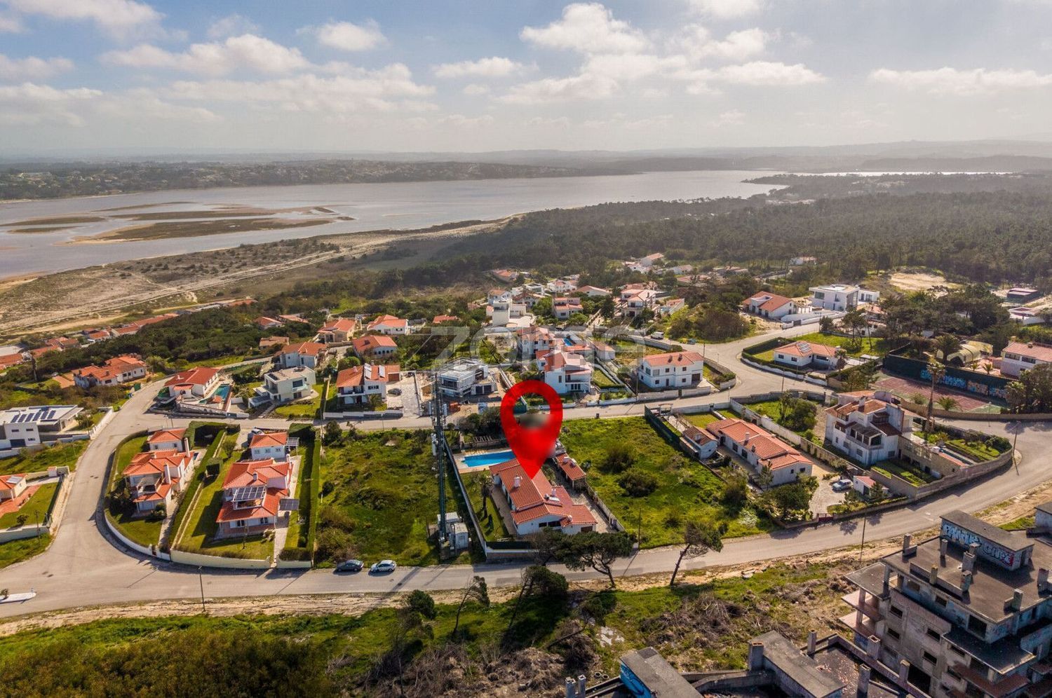 小楼房或独栋别墅出售在Bairro 15 - 视线