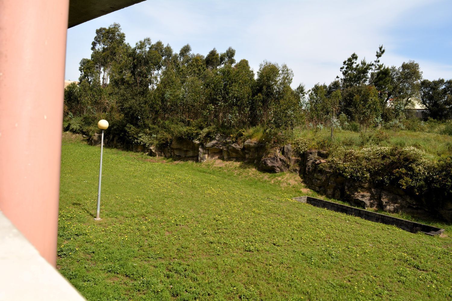公寓 t3出售在Avenida das Ribeiras, 721 - 花园