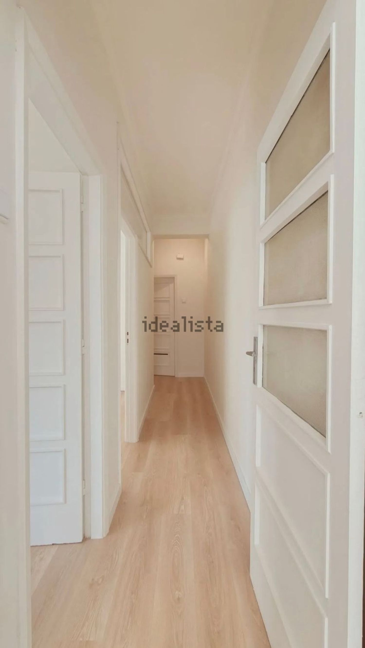 出租公寓 t3在Avenida da Boavista, 713 - 过道