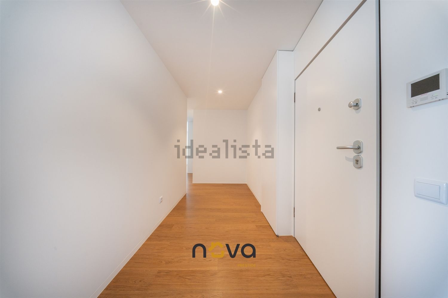 公寓 t2出售在Rua Cidade de Barcelos, 218 - 前厅