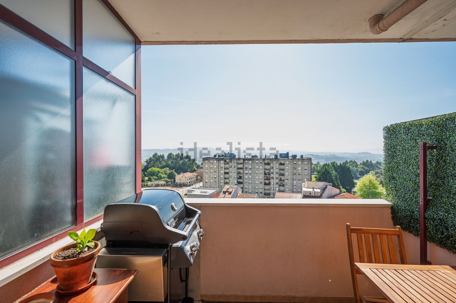 公寓 t2出售在Avenida de Fernão de Magalhães, 3470 - 阳台