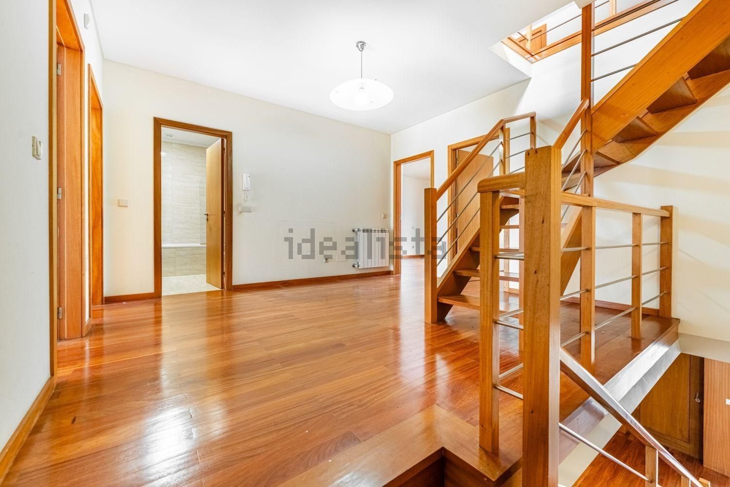 出租双拼别墅在Rua das Vinhas Novas - 详情