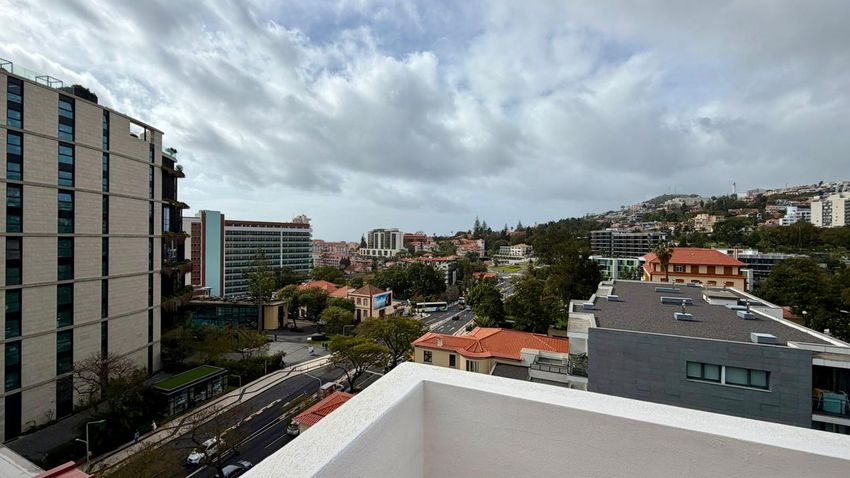 出租公寓 t2在Avenida do Infante, 62