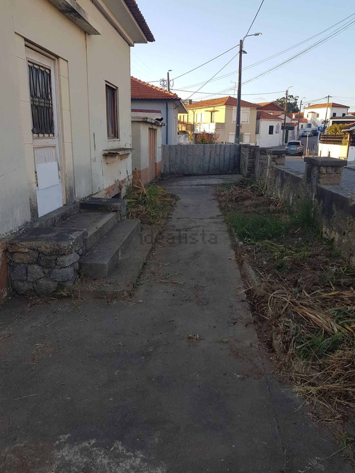 出租小楼房或独栋别墅在Rua Nova do Sobreiro, 44 - 外立面