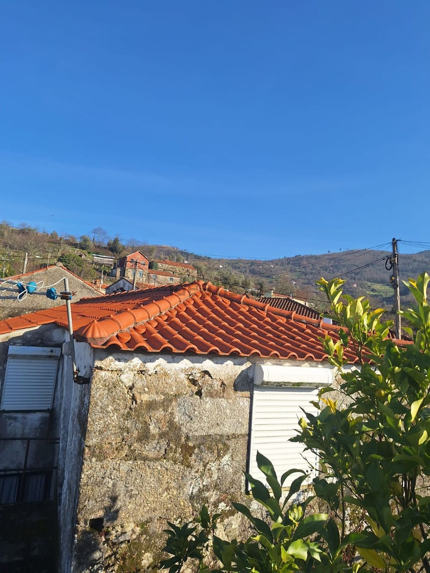 小镇楼房出售在Rua de Bafoeiras, 58 - 阳台