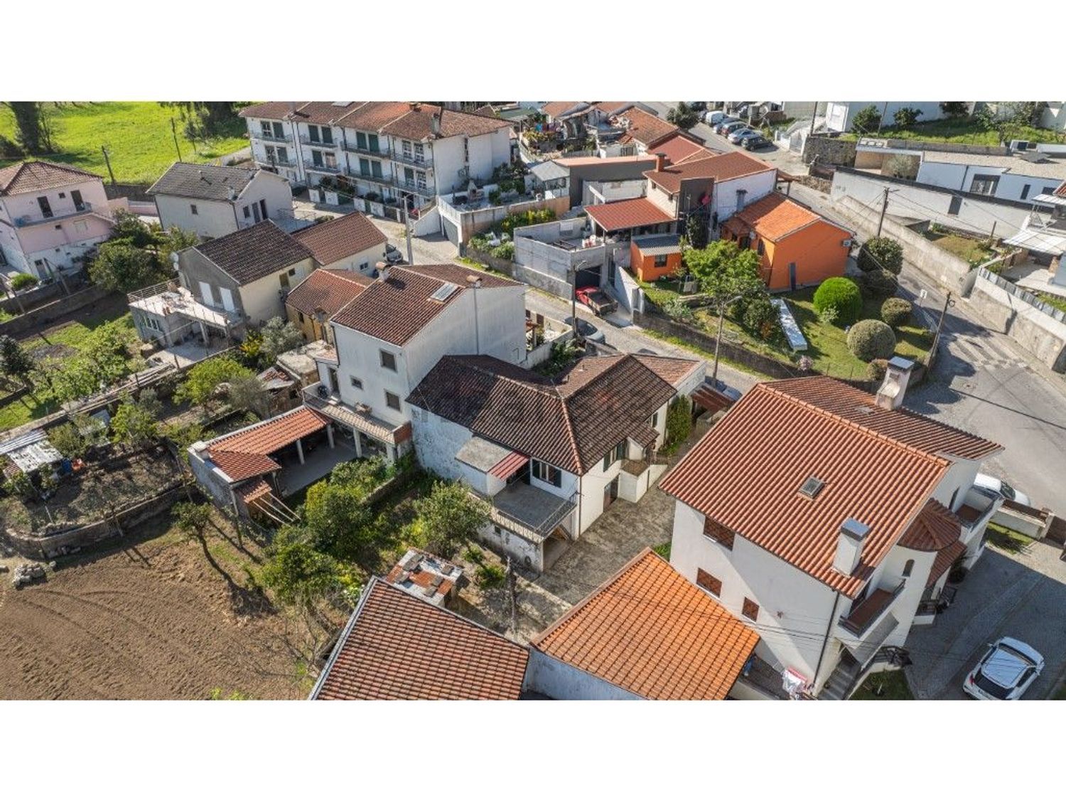 小楼房或独栋别墅出售在Rua da Lage - 照片