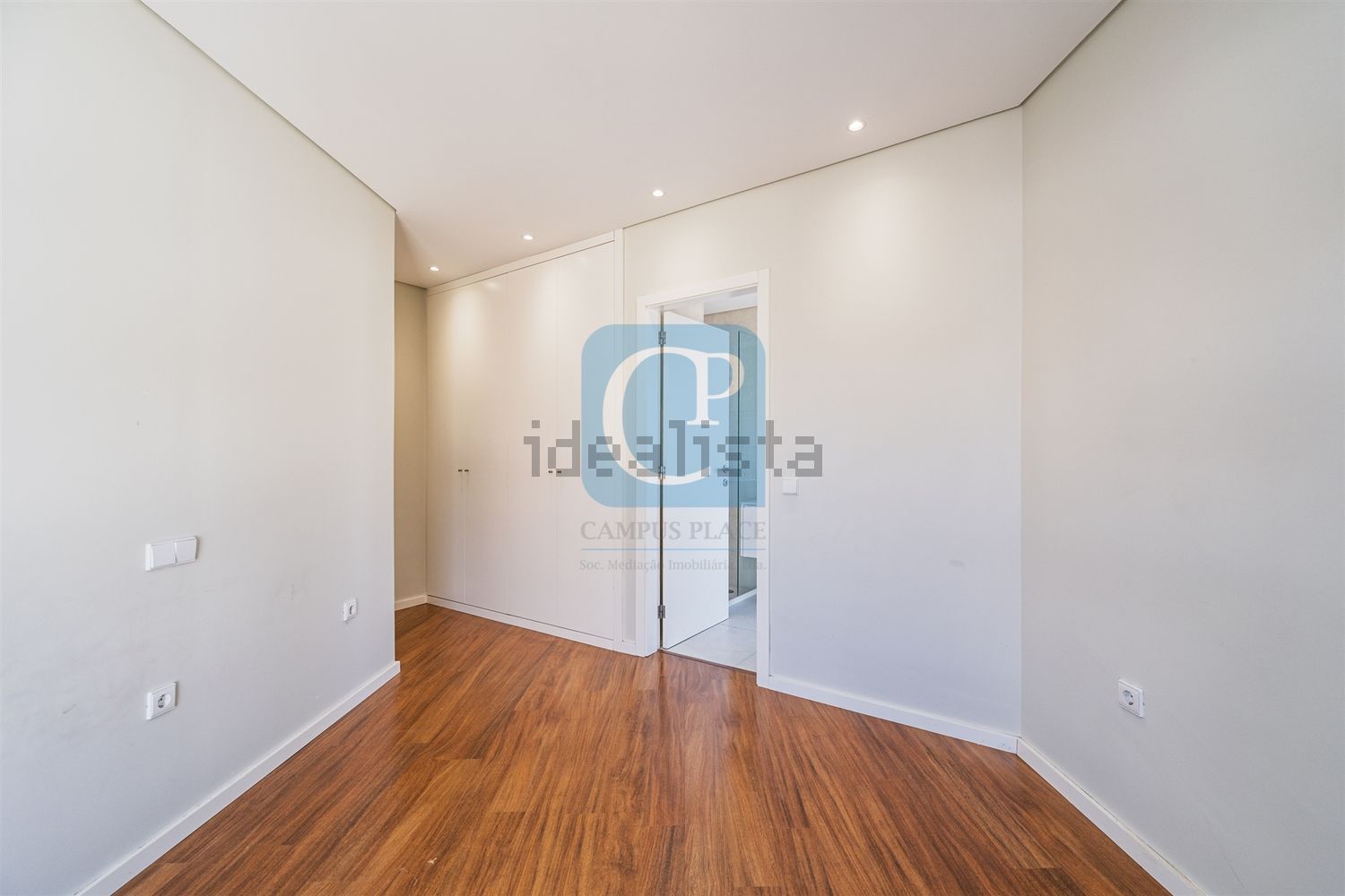 公寓 t2出售在Rua Doutor Manuel Ferreira Ribeiro, 142 - 卧室