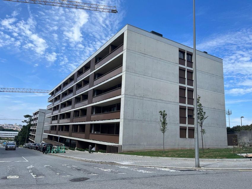 出租公寓 t3在Avenida João Silva Pinto, 557