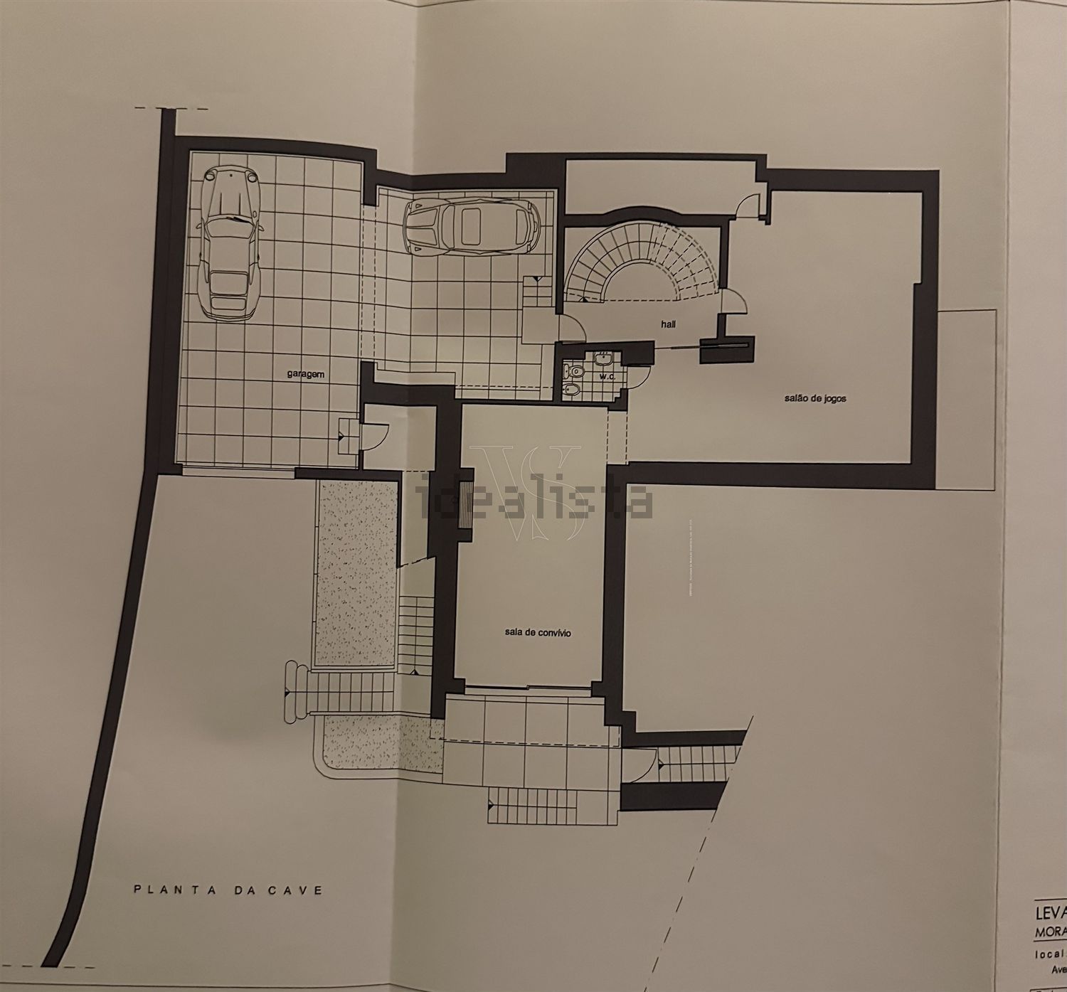 小楼房或独栋别墅出售在Rua Cavada, 250 - 平面图