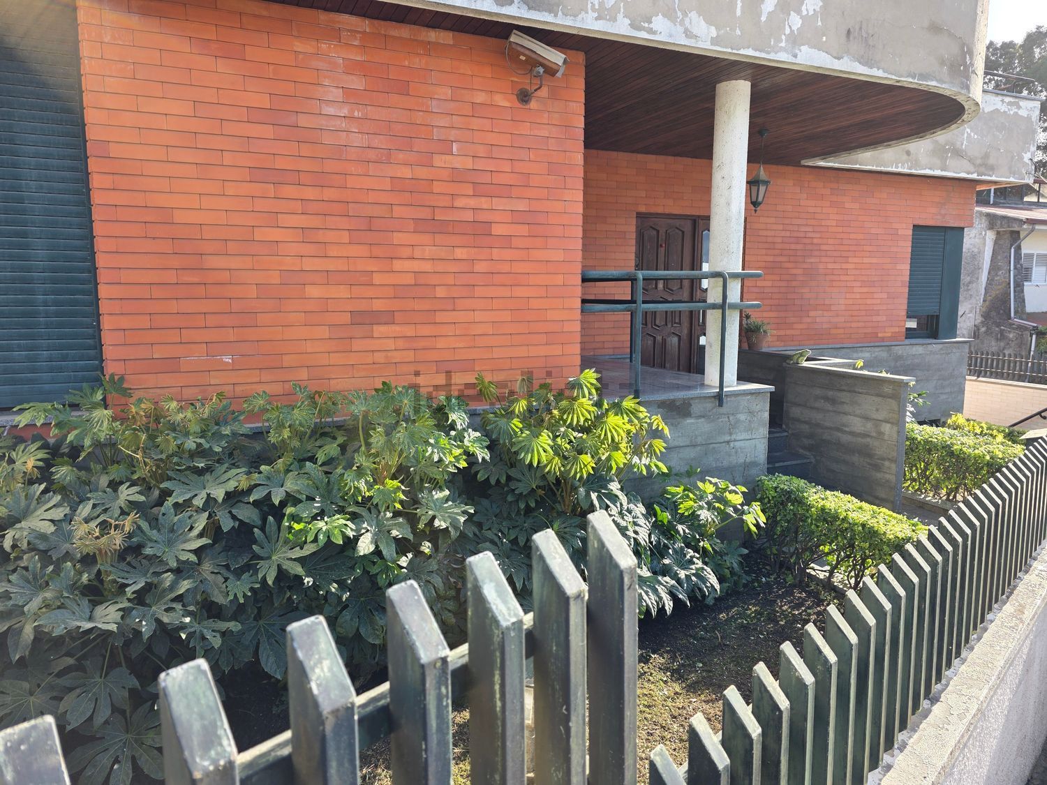 出租小楼房或独栋别墅在Rua Barrosa, 23 - 外立面