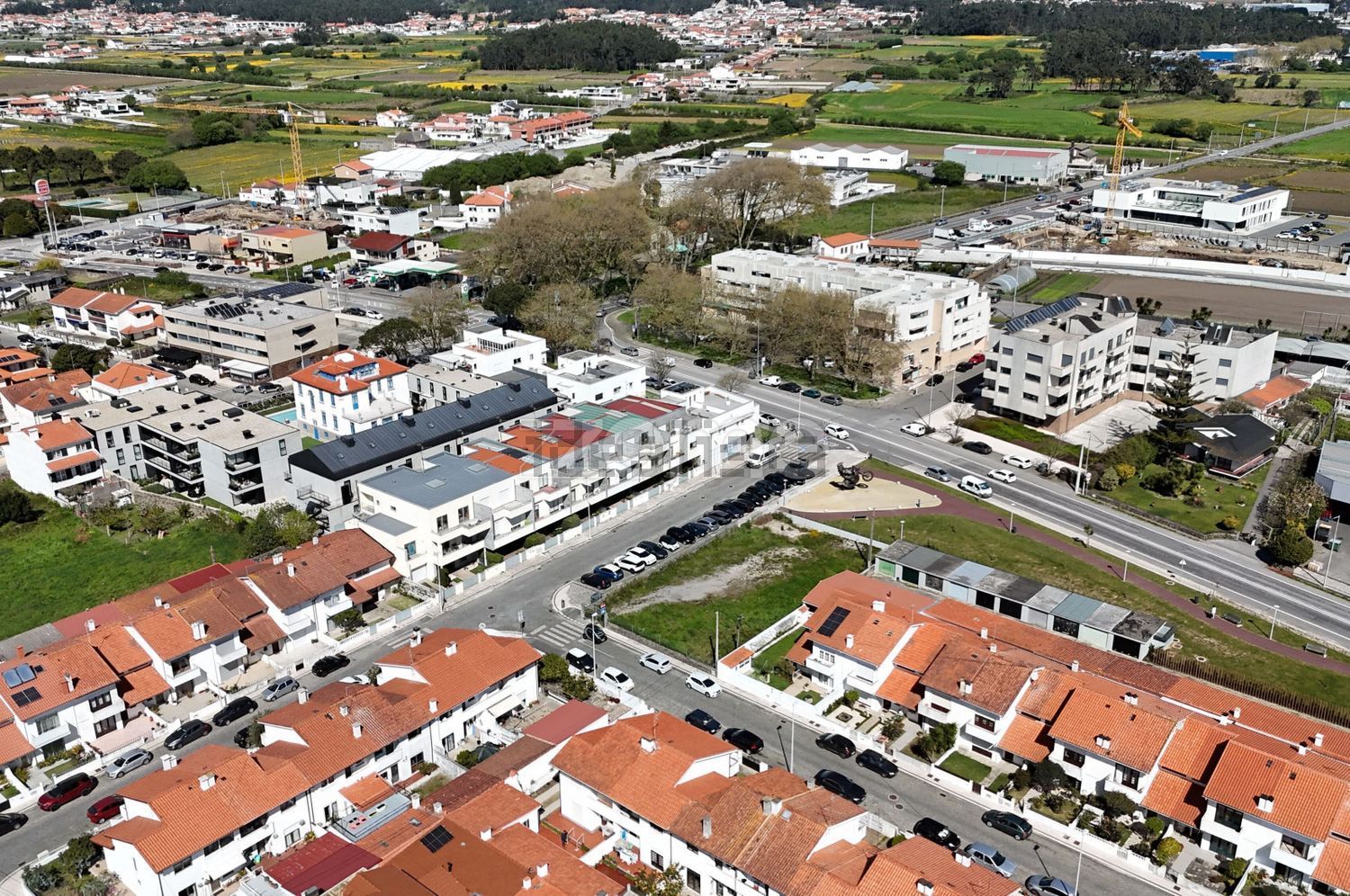 小楼房或独栋别墅出售在Rua António Cruz, 1 - 视线