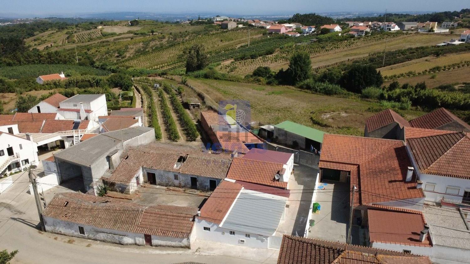 小楼房或别墅出售在Rua das Poças Nabiças s/n - 游泳池
