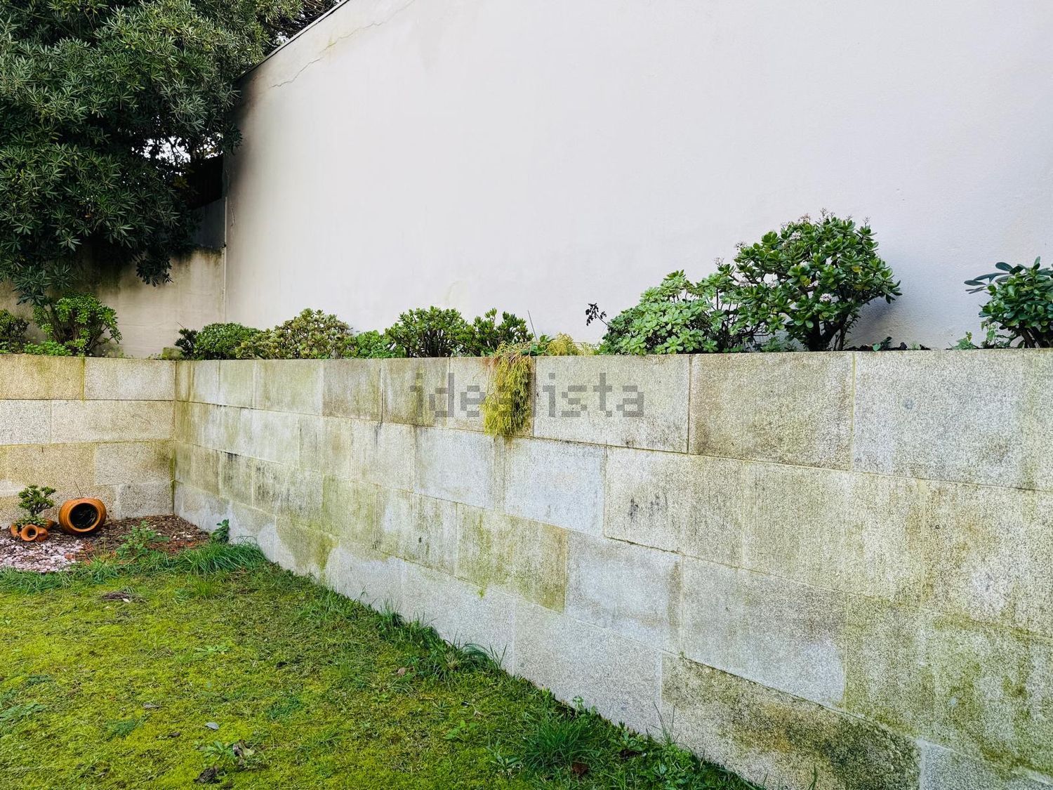 双拼别墅出售在Rua de São Pedro Sul - 花园