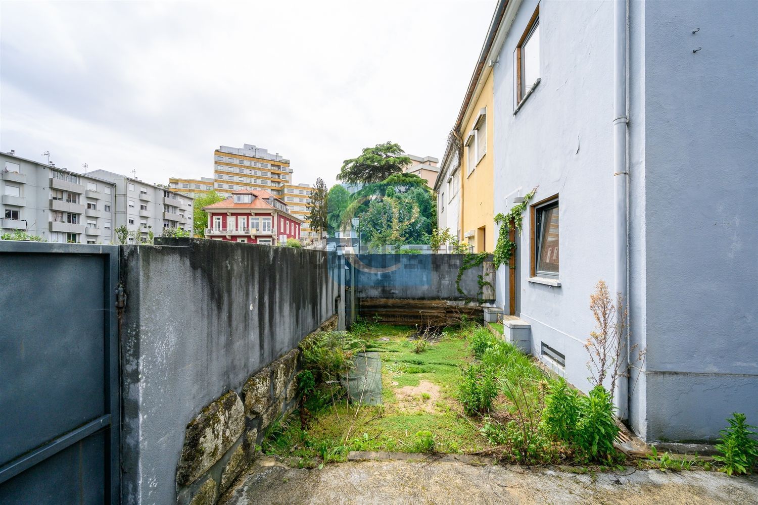 小楼房或独栋别墅出售在Rua de Belém, 75 - 视线
