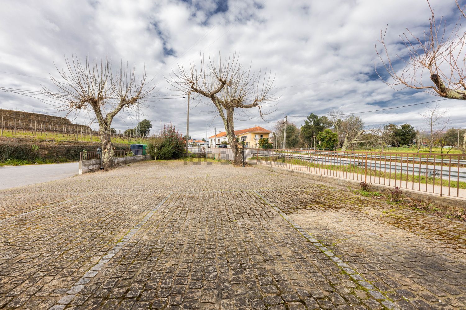 双拼别墅出售在Bairro de Paço - Rua 5 - 花园