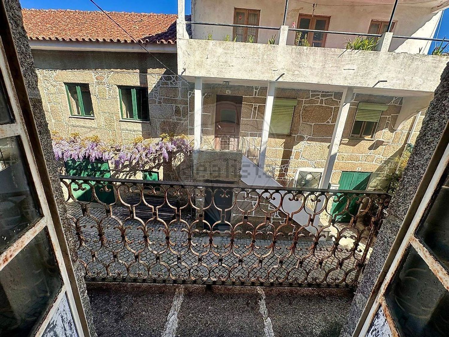 小楼房或独栋别墅出售在Avenida Dom Duarte Pio de Bragança - 阳台