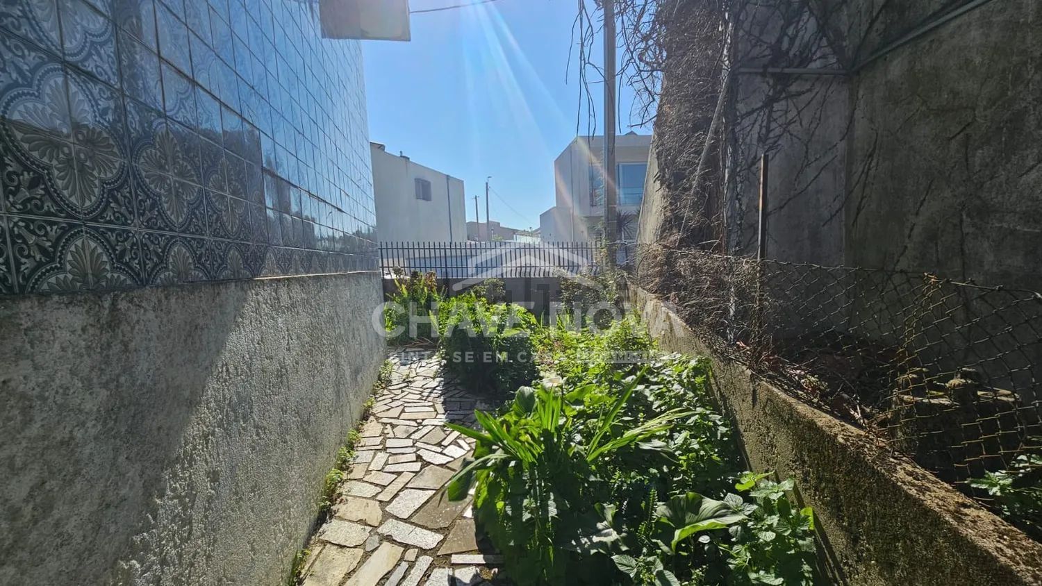 小楼房或独栋别墅出售在Rua Pedra Alta - 花园