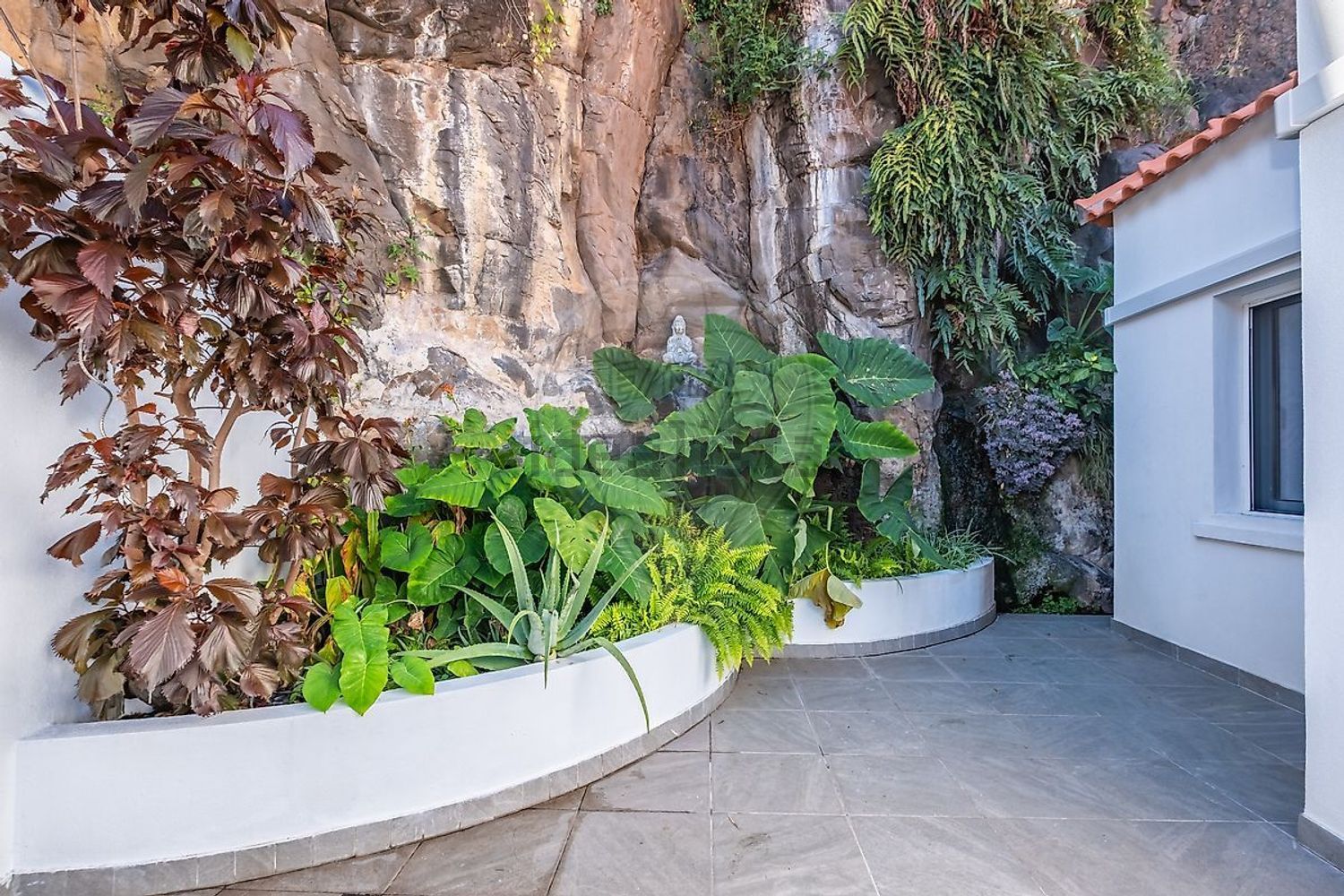 小楼房或独栋别墅出售在Rua do Matadouro - 花园