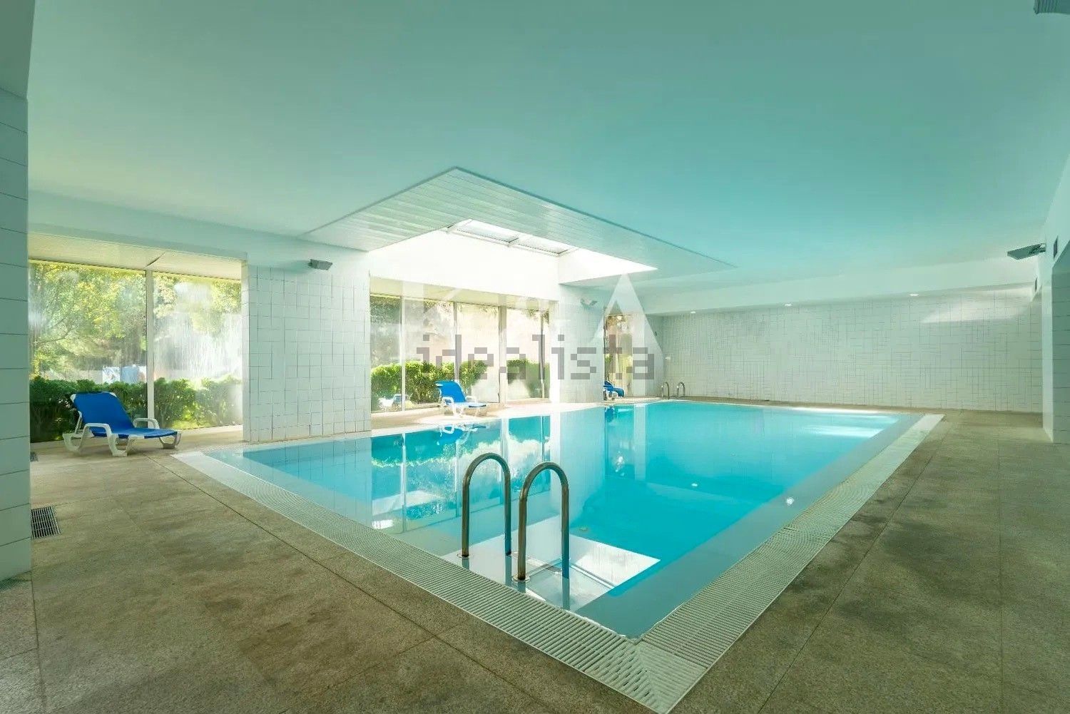 公寓 t3出售在 Ouro - Condominhas - 游泳池