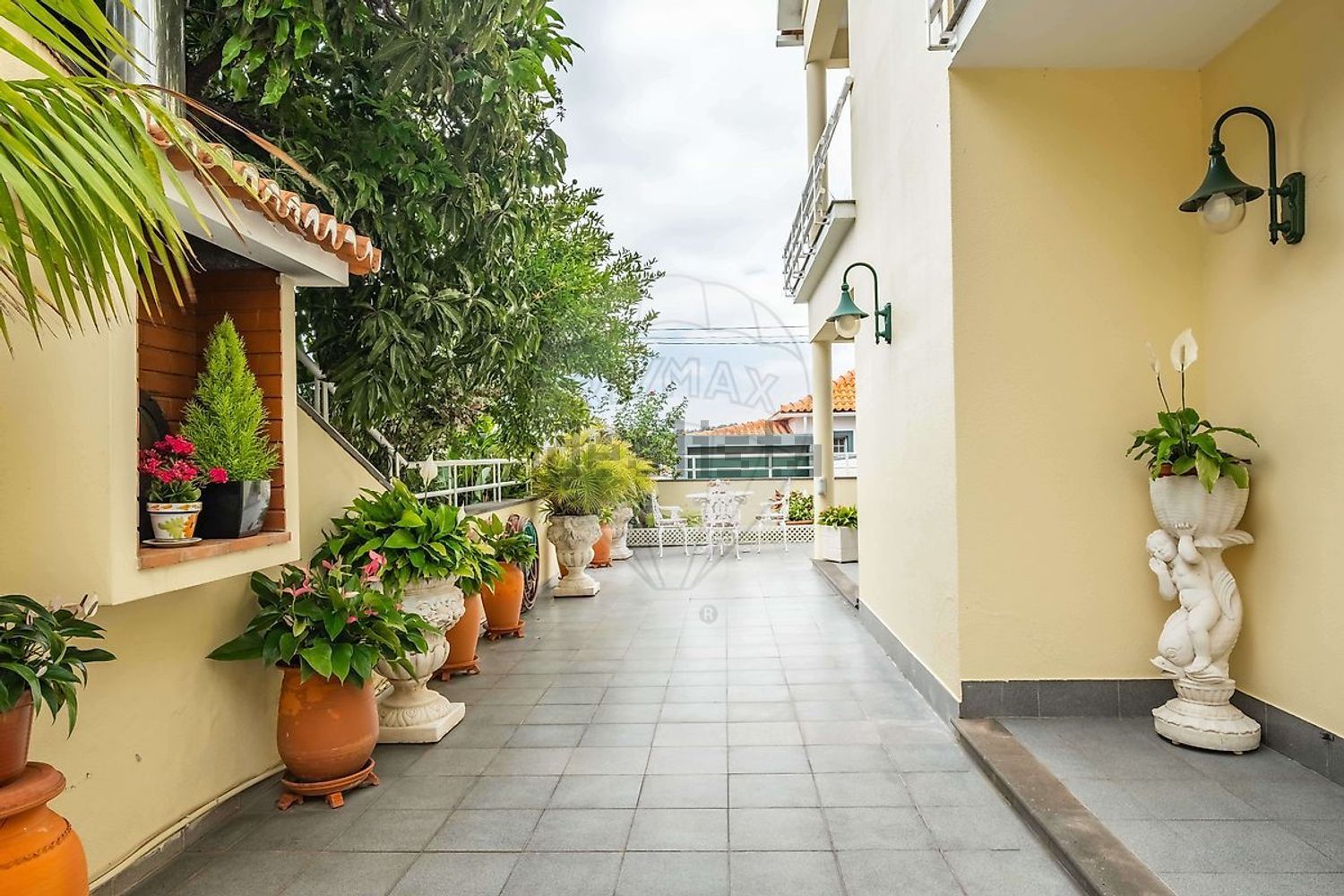 小楼房或独栋别墅出售Urbanização da Torrinha Rua b - 阳台