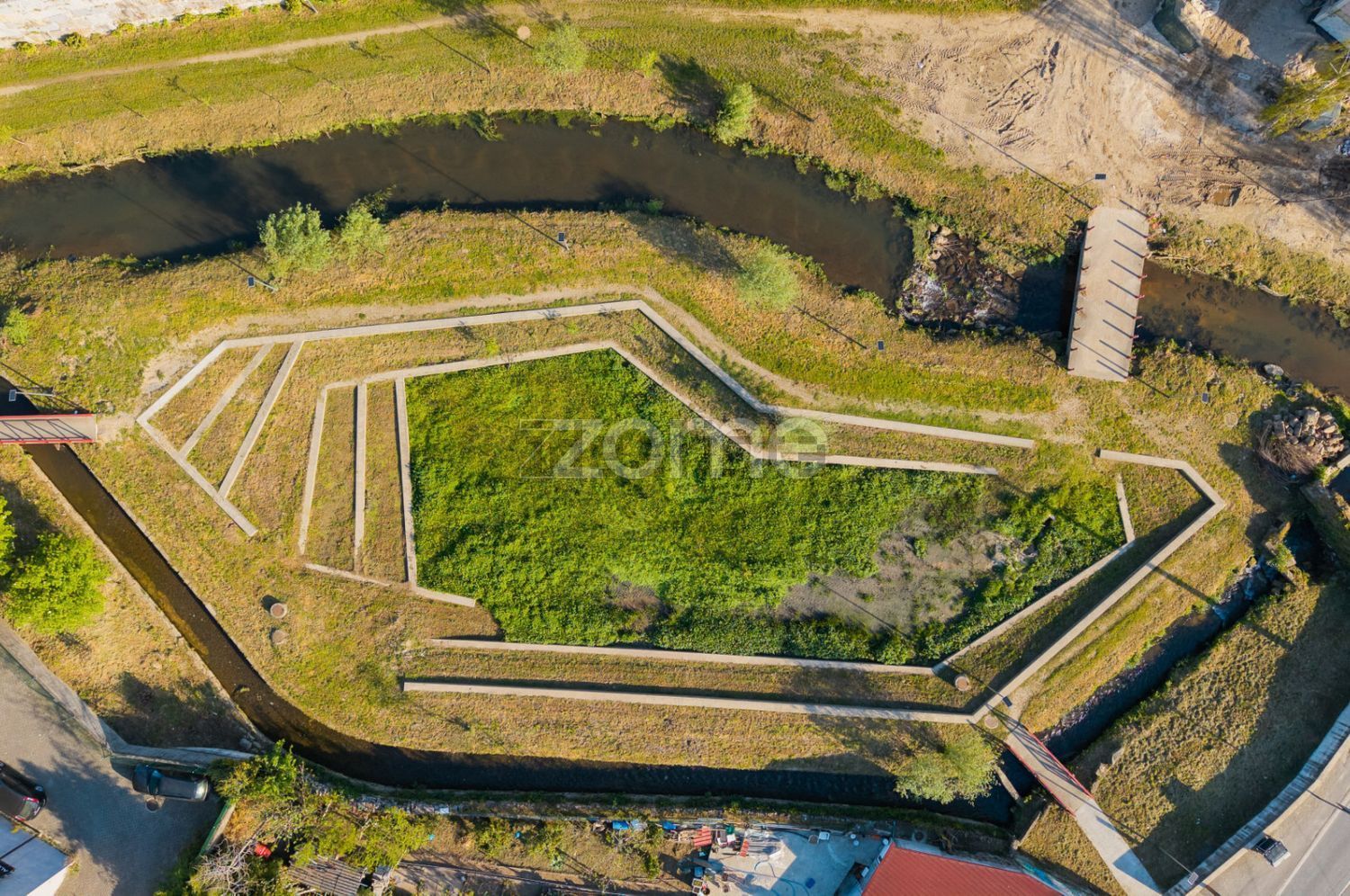 联排别墅出售在Rua de Baixo, 88 - 花园