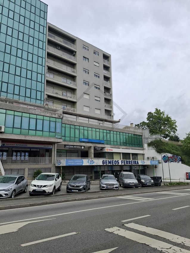 公寓 t5出售在Avenida Primeiro de Maio s/n