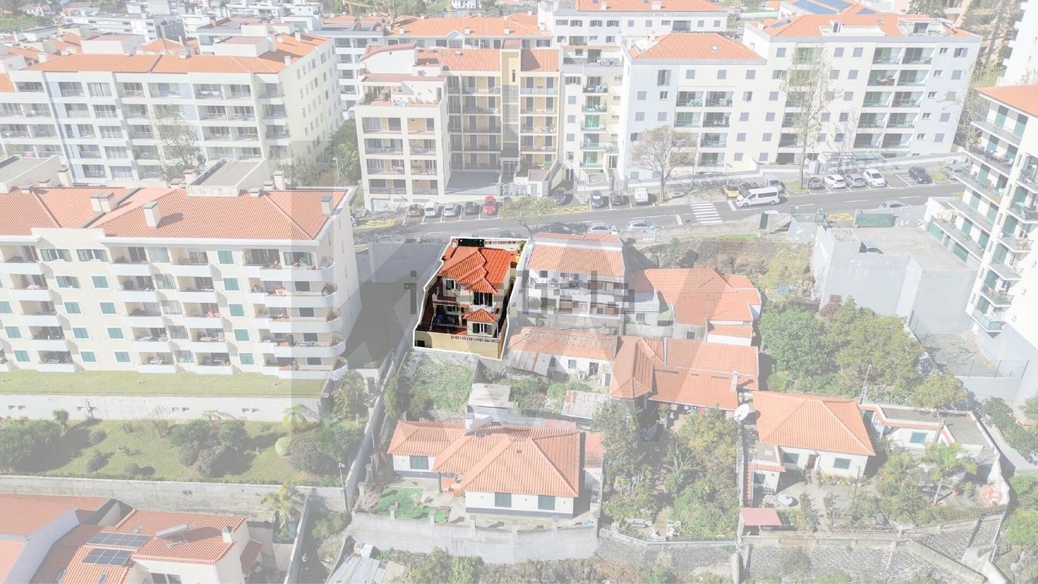 小楼房或独栋别墅出售在Avenida da Madalena s/n - 视线