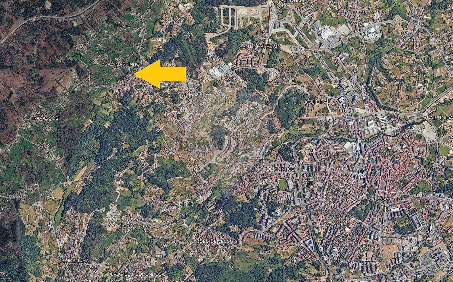 小楼房或独栋别墅出售在Rua Direita - 照片