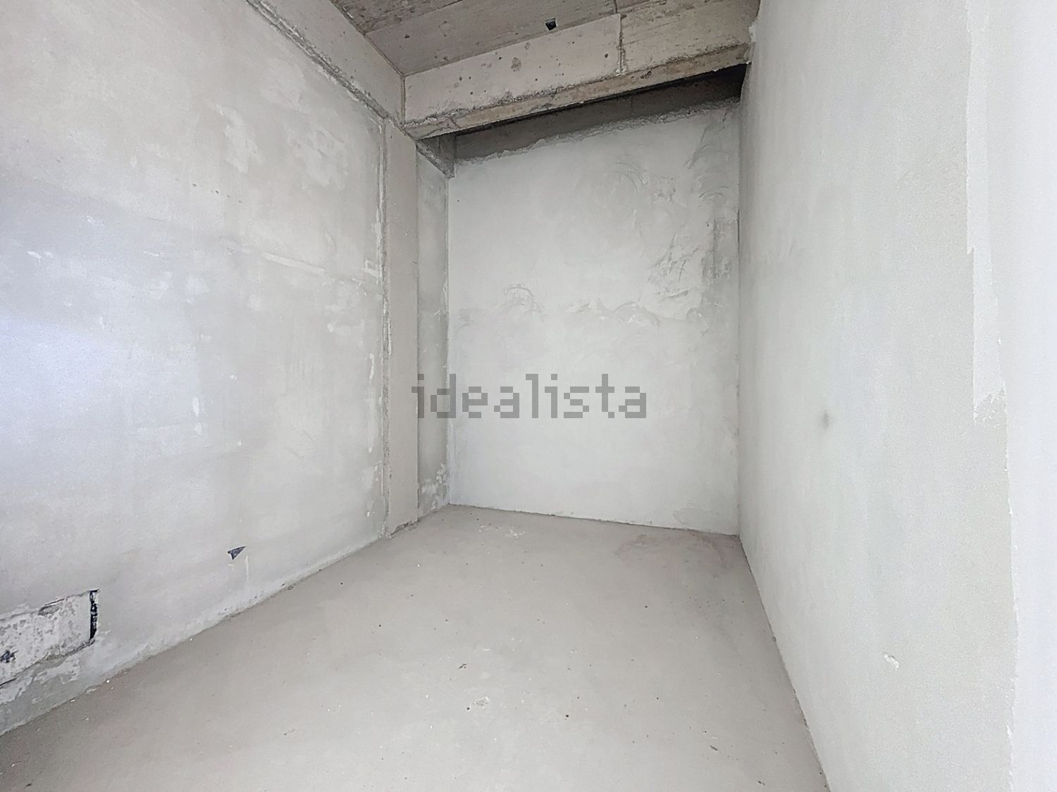 小楼房或独栋别墅出售在Avenida Dom Manuel I, 8 - 地下室