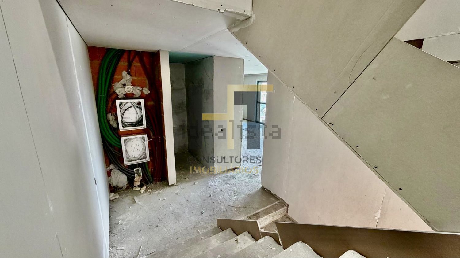 双拼别墅出售在Rua Central da Folgosa, 718 - 照片
