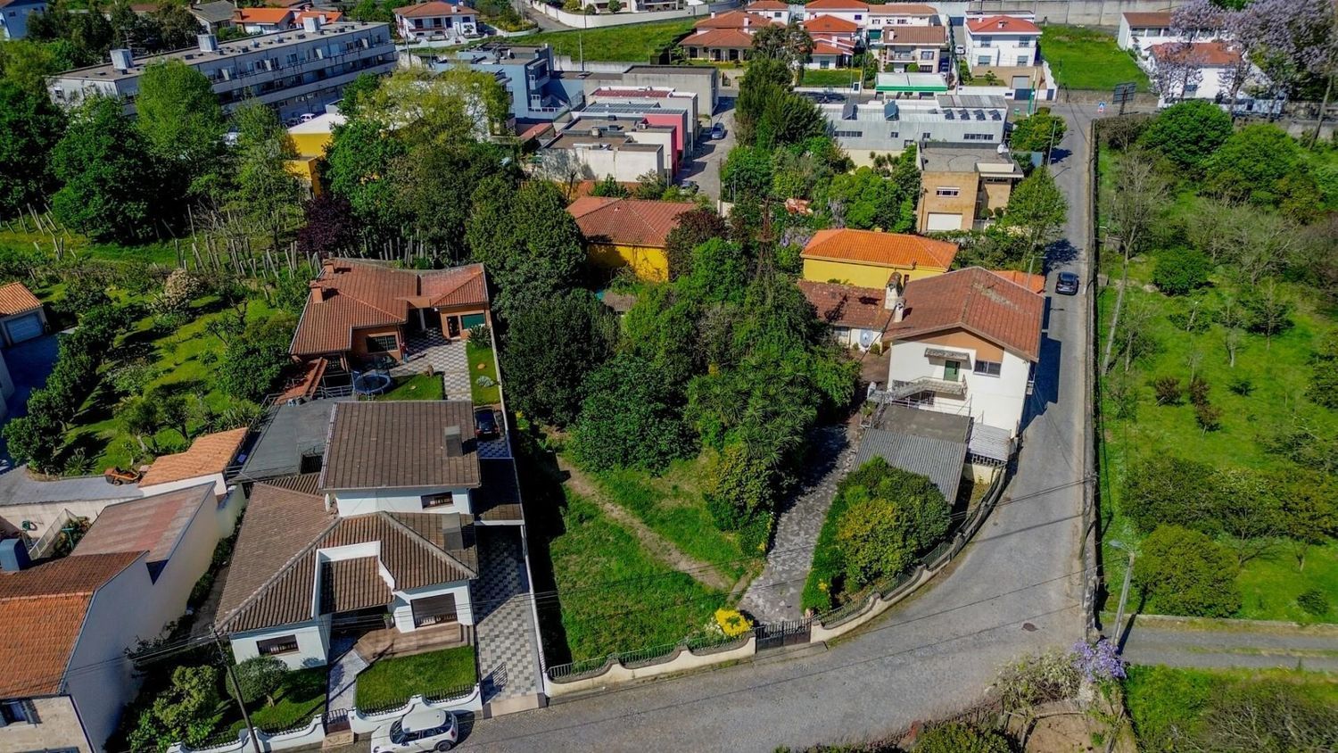 小楼房或独栋别墅出售在Rua do Brêto, 102 - 照片