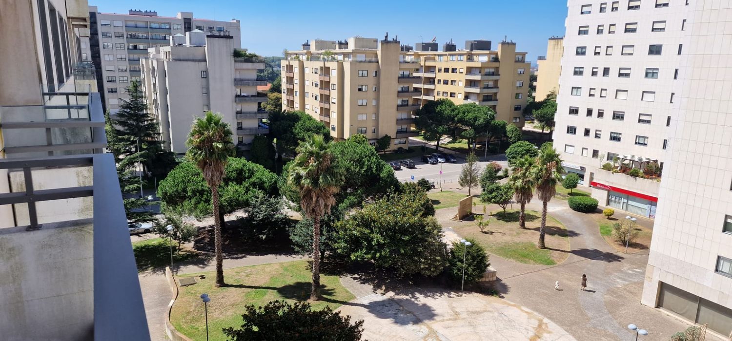 出租公寓 t3在Rua de Mota Pinto, 174