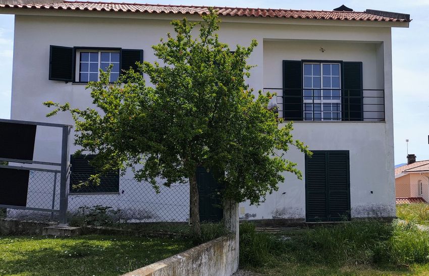 出租小楼房或独栋别墅在Rua do Pombal, 3