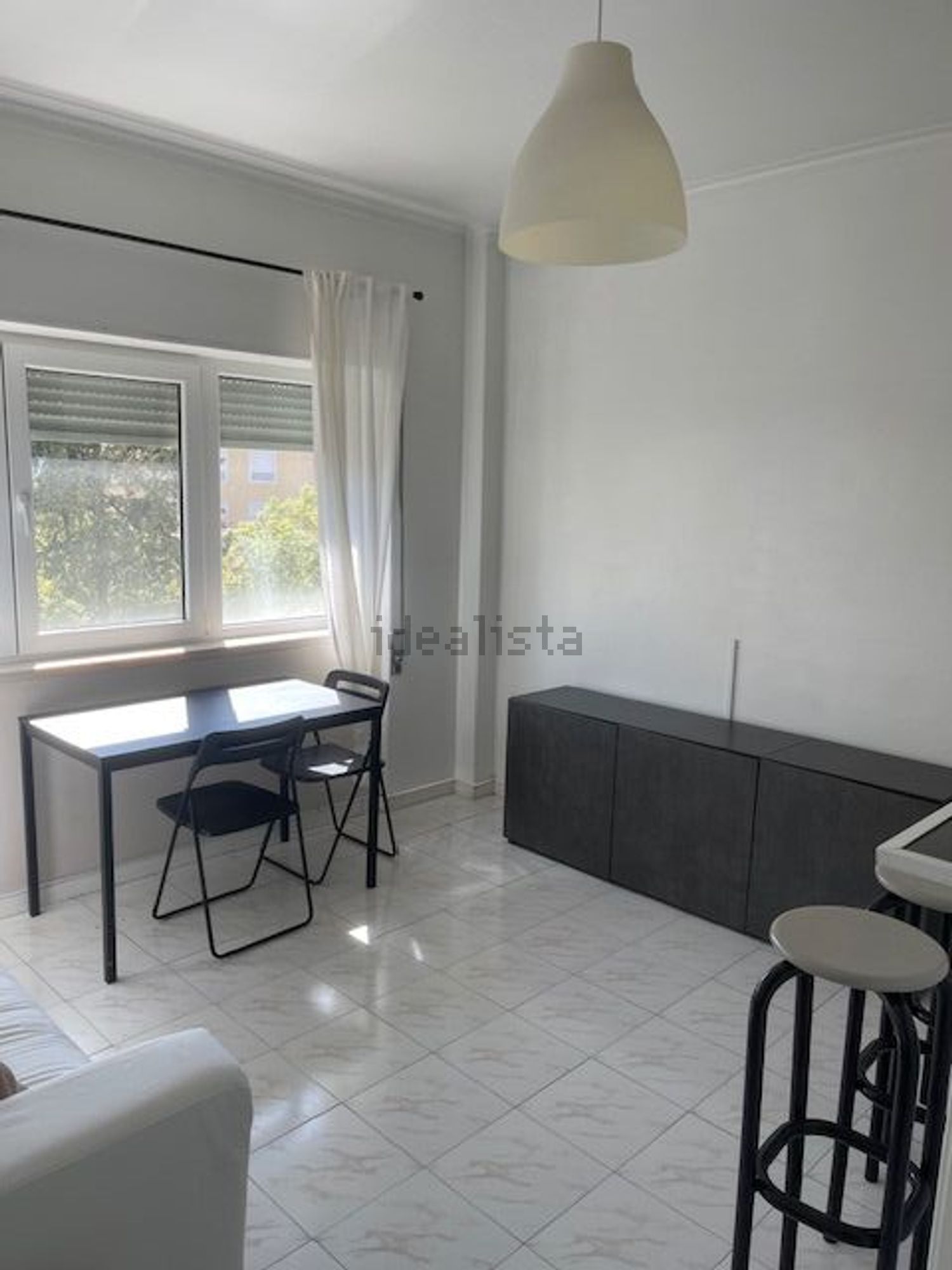 出租公寓 t1在Rua do Patrocínio, 65 -b - 客厅