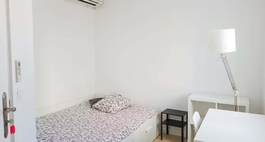 出租房间在Rua Dom Afonso Henriques, 502